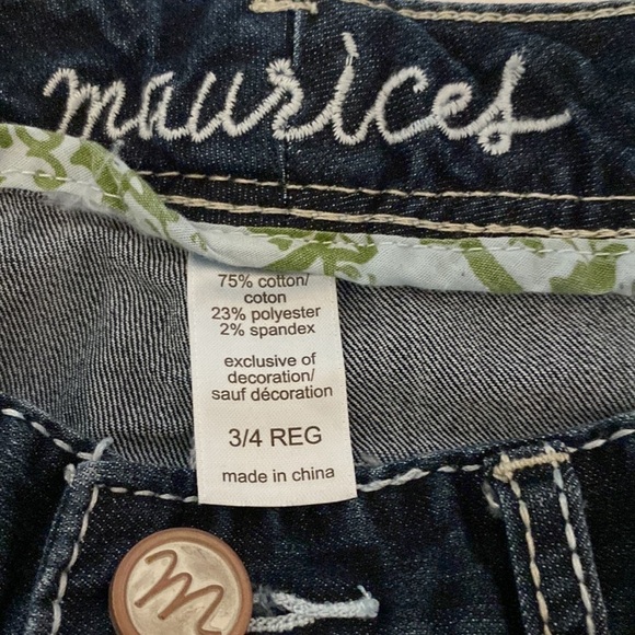 Maurices boot cut jeans size 3/4 regular white stitching - Picture 2 of 9